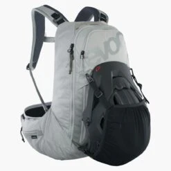 Evoc Trail Pro Sf 12 -Deuteres Shop 100122107 TRAIL PRO SF 12 dt03 1280x1280