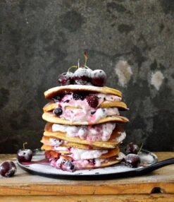 Le Creuset Small Crepe Pan -Deuteres Shop 20136270000460 LS00002 1280x1280