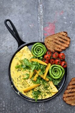 Le Creuset Small Crepe Pan -Deuteres Shop 20136270000460 LS00004 1280x1280