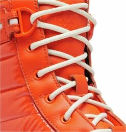 Sorel Women's Caribou Royal WP -Deuteres Shop 2055871 862 d tt presetWeb 1280x1280