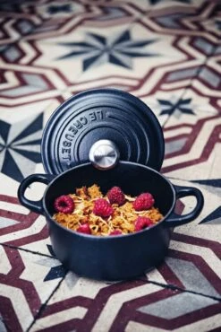 Le Creuset Signature Round Dutch Oven -Deuteres Shop 21177180000430 LS00001 1280x1280