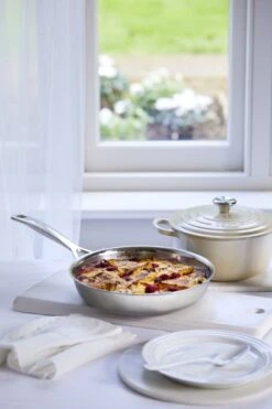 Le Creuset Classic Stainless Steel Deep Fry Pan -Deuteres Shop 21177247164430 96200224001100 LS00002 1280x1280