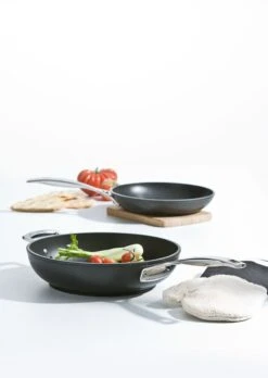 Le Creuset Toughened Nonstick High Fry Pan 38 Le Creuset Toughened Nonstick High Fry Pan -Deuteres Shop 51101260010202 51101240010002 LS00001 1280x1280