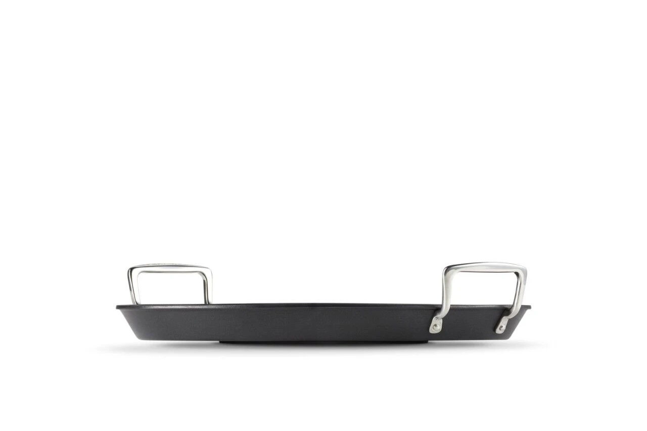 Le Creuset Toughened Nonstick Oval Fry Pan 2 Le Creuset Toughened Nonstick Oval Fry Pan - Image 2