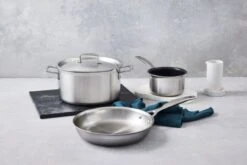 Le Creuset Classic Stainless Steel Deep Fry Pan -Deuteres Shop 96200224001100 96200720001000 96201214001000 LS00001 1280x1280